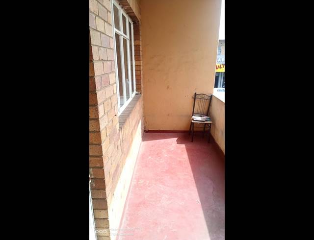 2 BEDROOM APARTMENT FOR SALE IN BOKSBURG CENTRAL